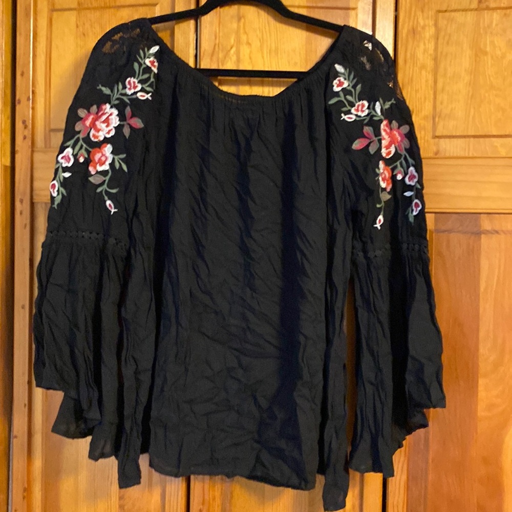 Umgee top, black with bell sleeves.